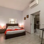 Loft Tra Castel Sant'angelo E Centro Storico Lejlighed *